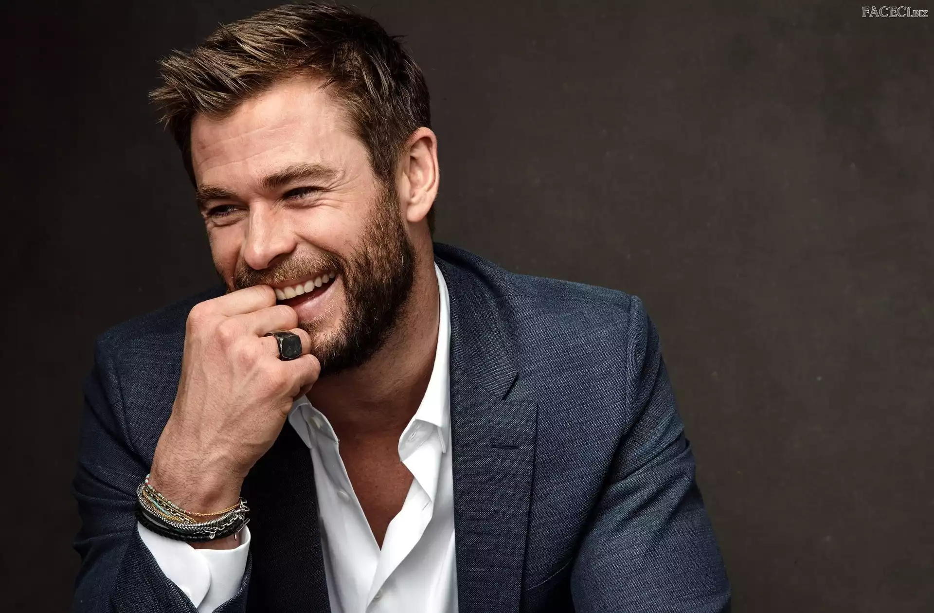 Chris Hemsworth, Uśmiech, Aktor, Mężczyzna