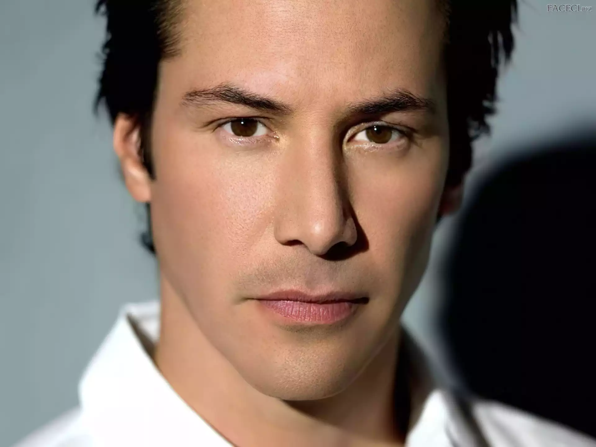 Koszula, Keanu Reeves, Biała